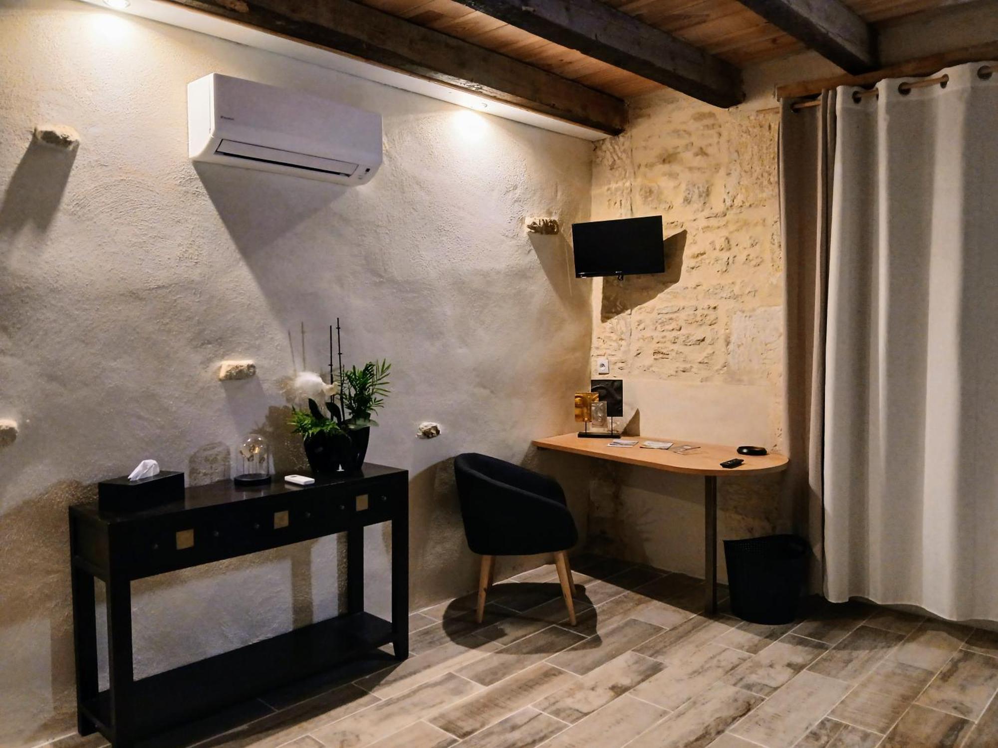 O Calme Hotel Brizambourg Exterior photo