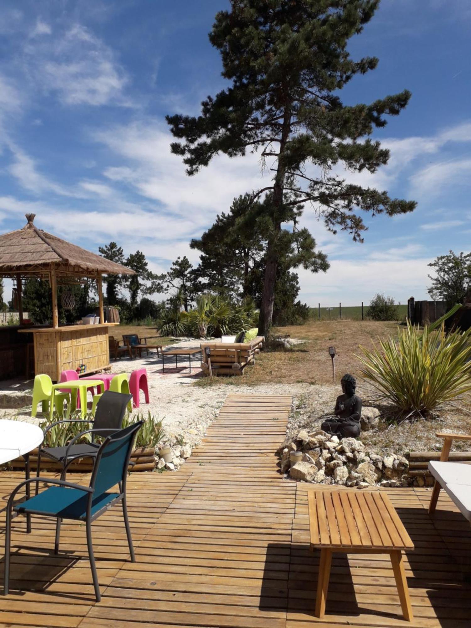 O Calme Hotel Brizambourg Exterior photo